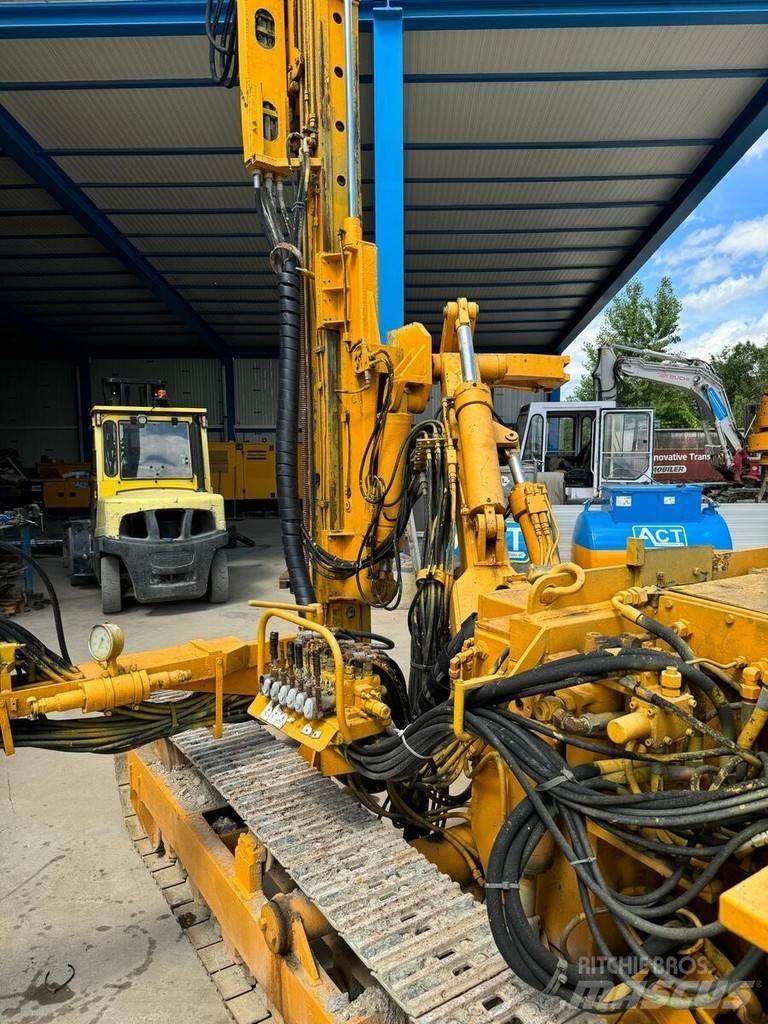 Klemm KR 805 DS 重型鑽孔機