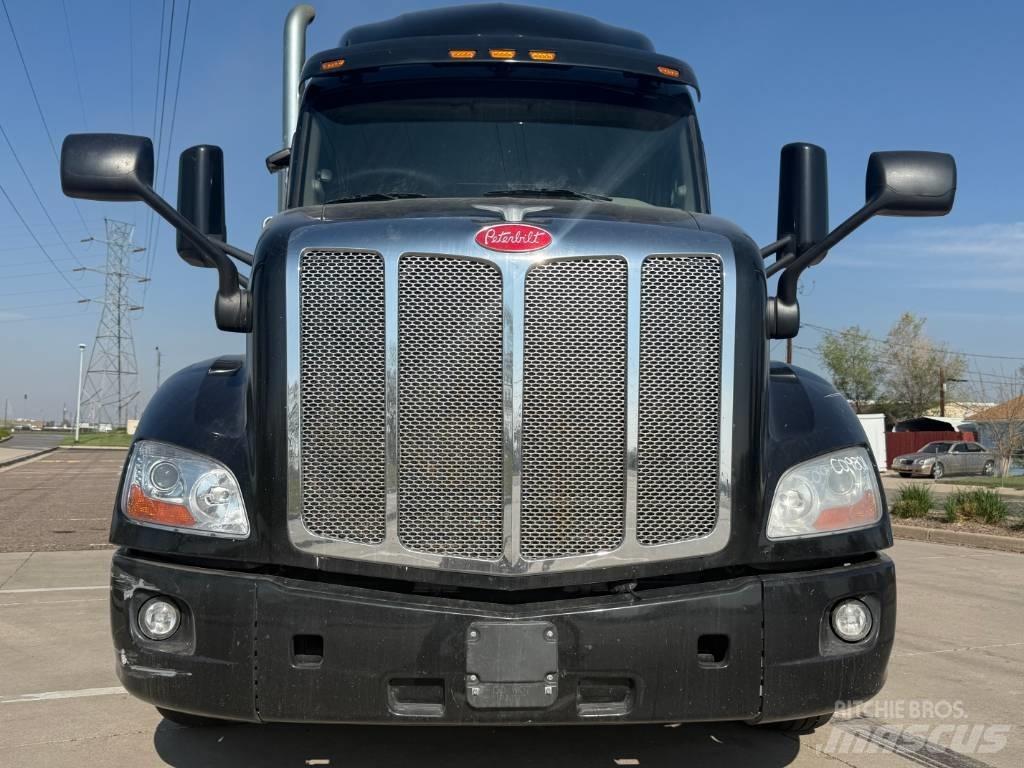 Peterbilt 579 曳引機組件