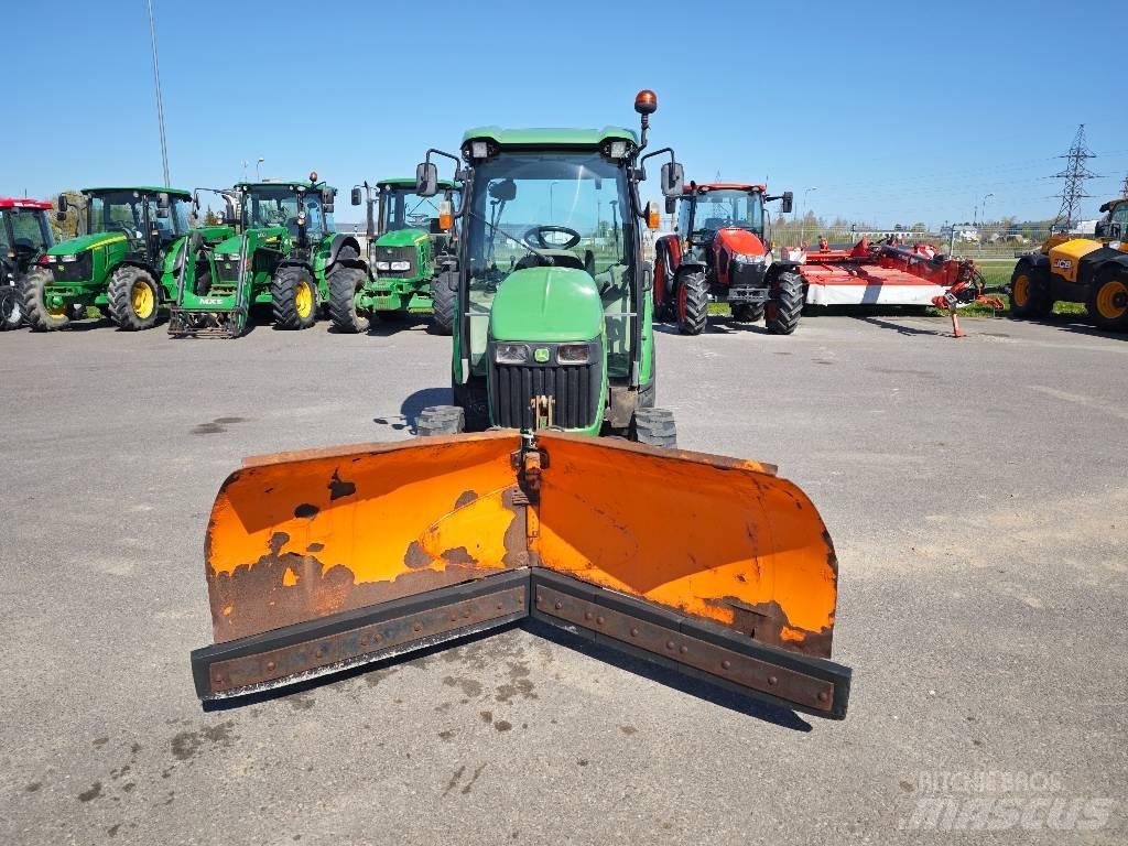 John Deere 3720 小型曳引機