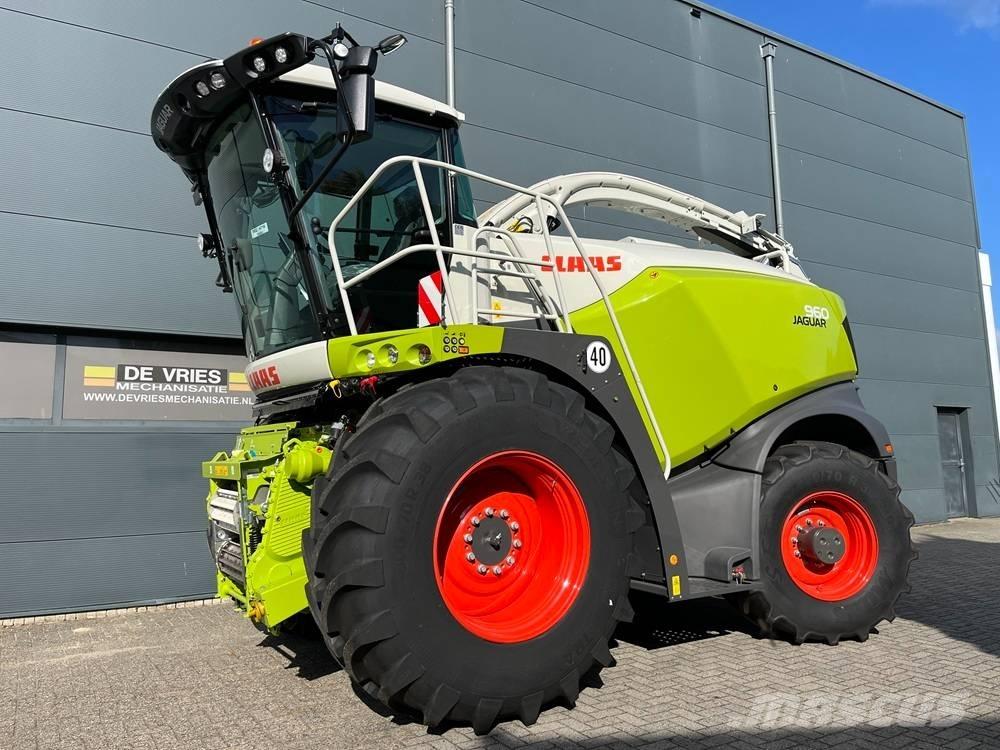 CLAAS Jaguar 960 自走式飼料採集機