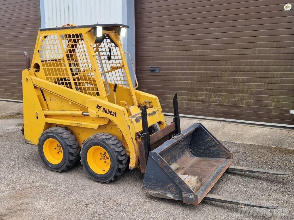Bobcat 453 滑移轉向裝載機