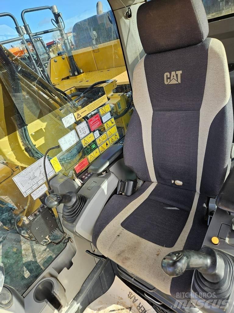 CAT 326 F L 履帶式 挖土機/掘鑿機/挖掘機