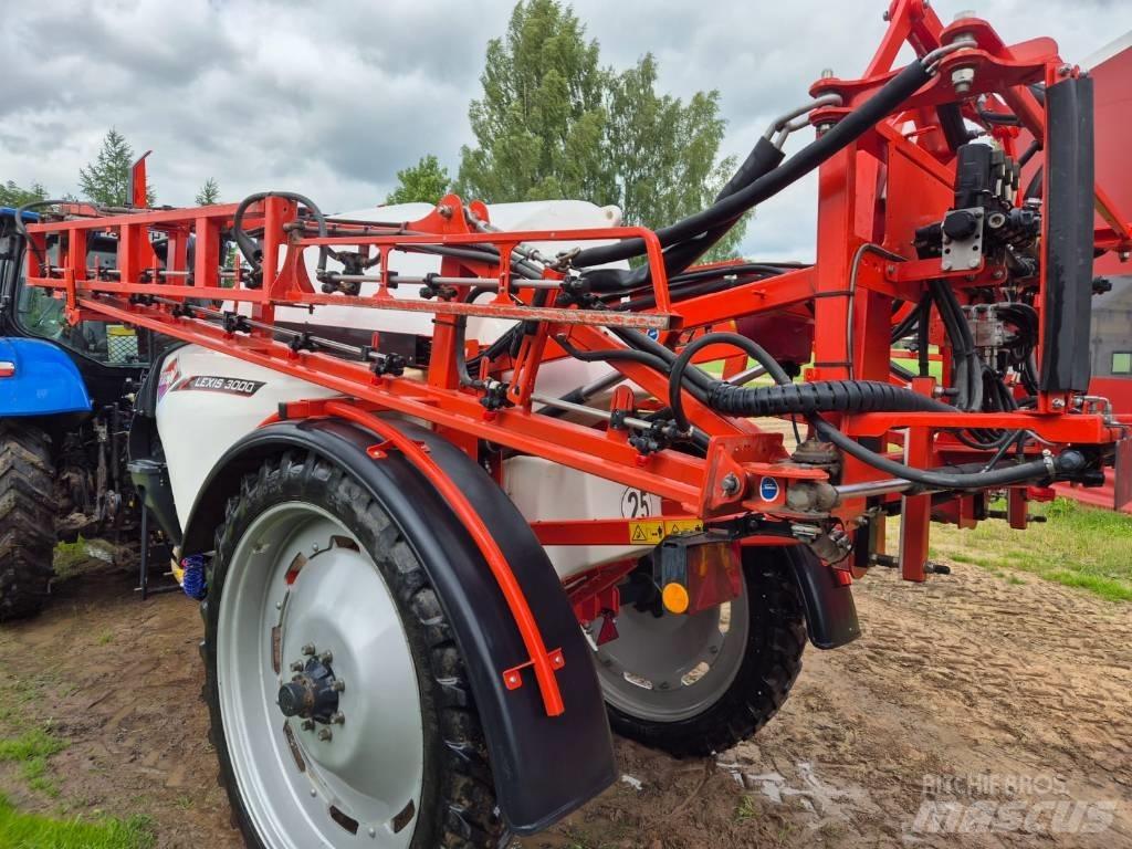 Kuhn Lexis 3000 牽引式噴霧機