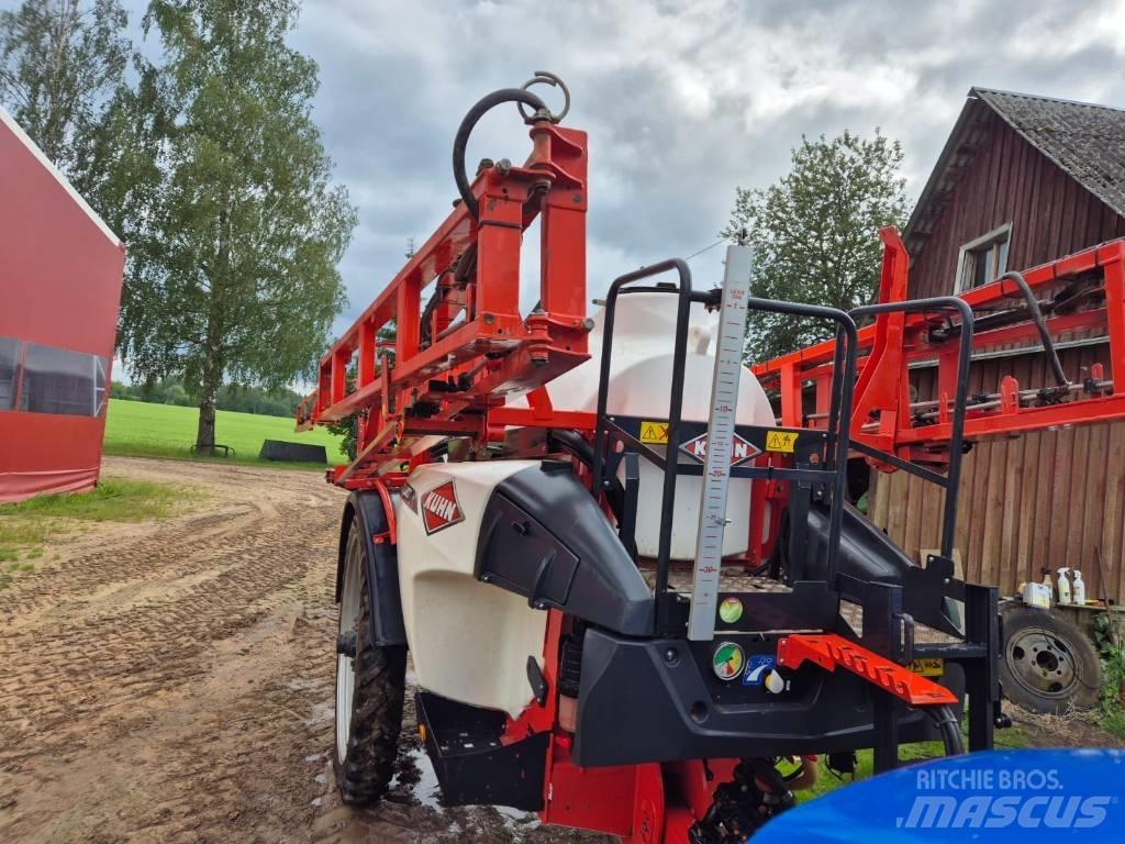 Kuhn Lexis 3000 牽引式噴霧機