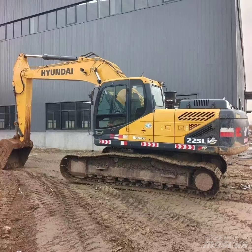 Hyundai R225LVS 旋轉式挖土機/掘鑿機/挖掘機