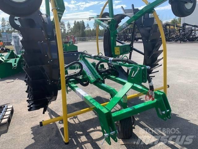 Agronic WR600 堆草機