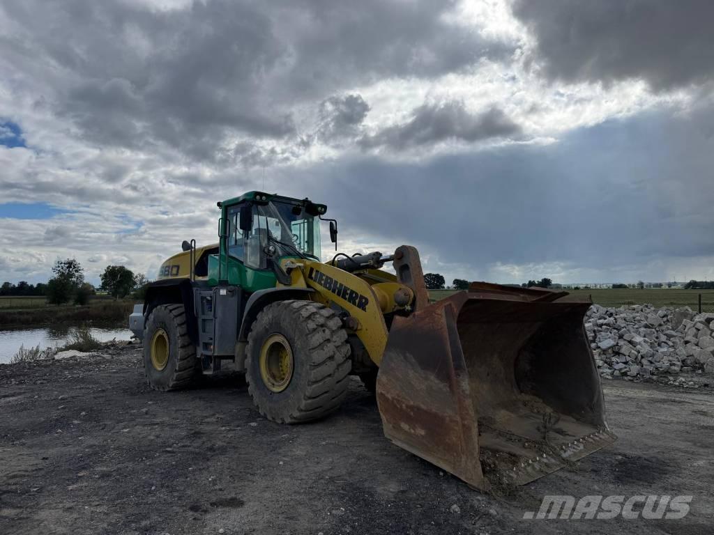 Liebherr L 580 輪胎式裝載機