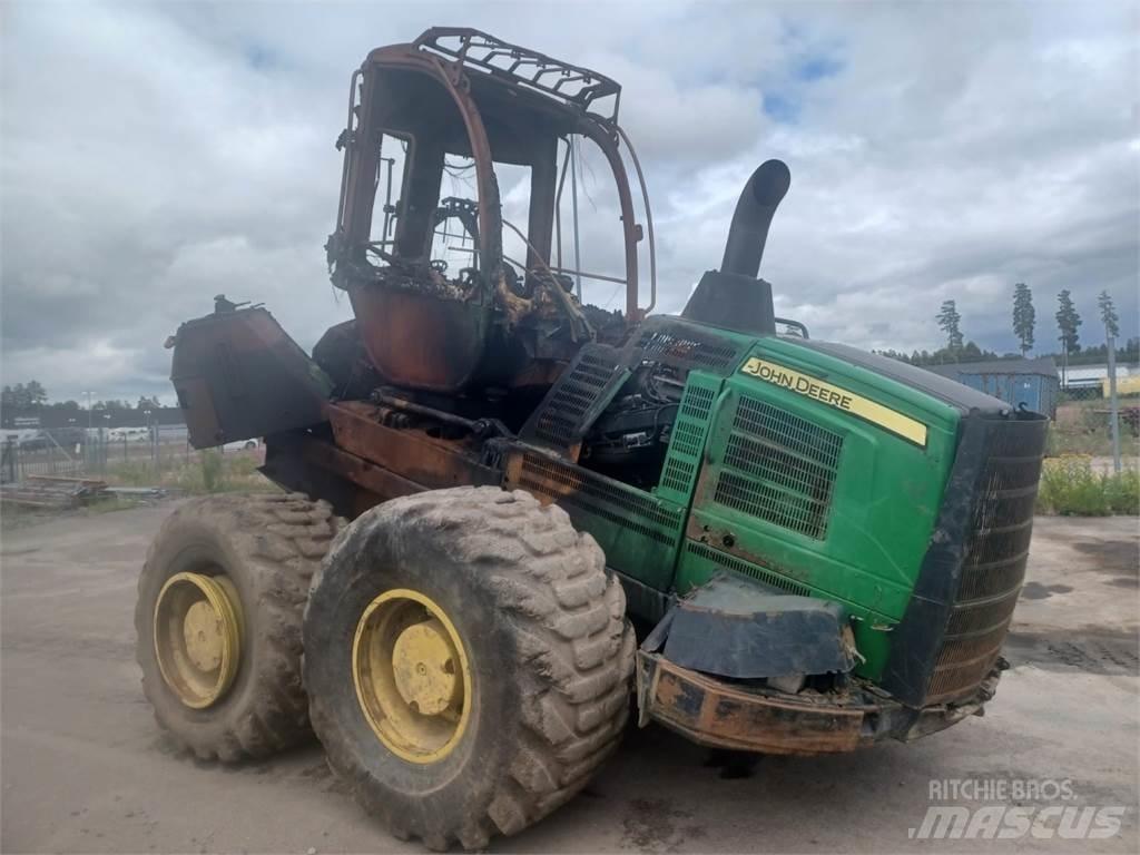 John Deere 1910G 集運機