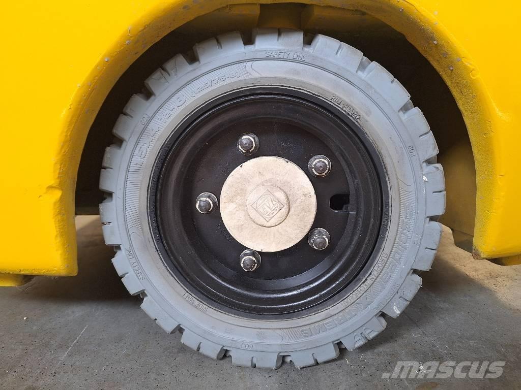Yale ERP 16 VT 電動堆高機