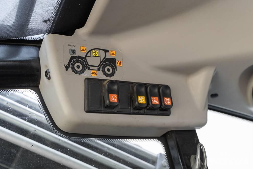 Manitou MLT 635-140V 農業用伸縮臂裝載機