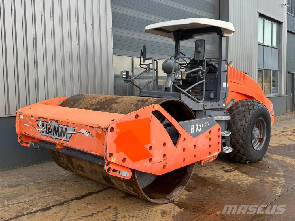 Hamm H13i VIO 單輪滾壓機