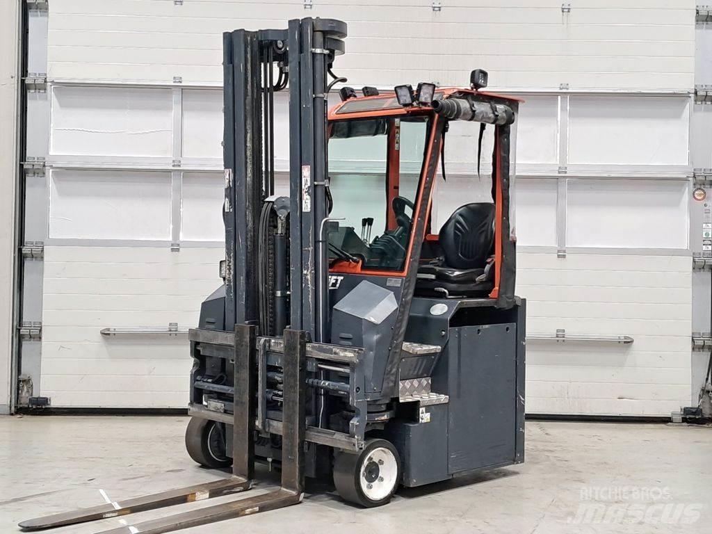 Combilift CBE2500 鏟裝機