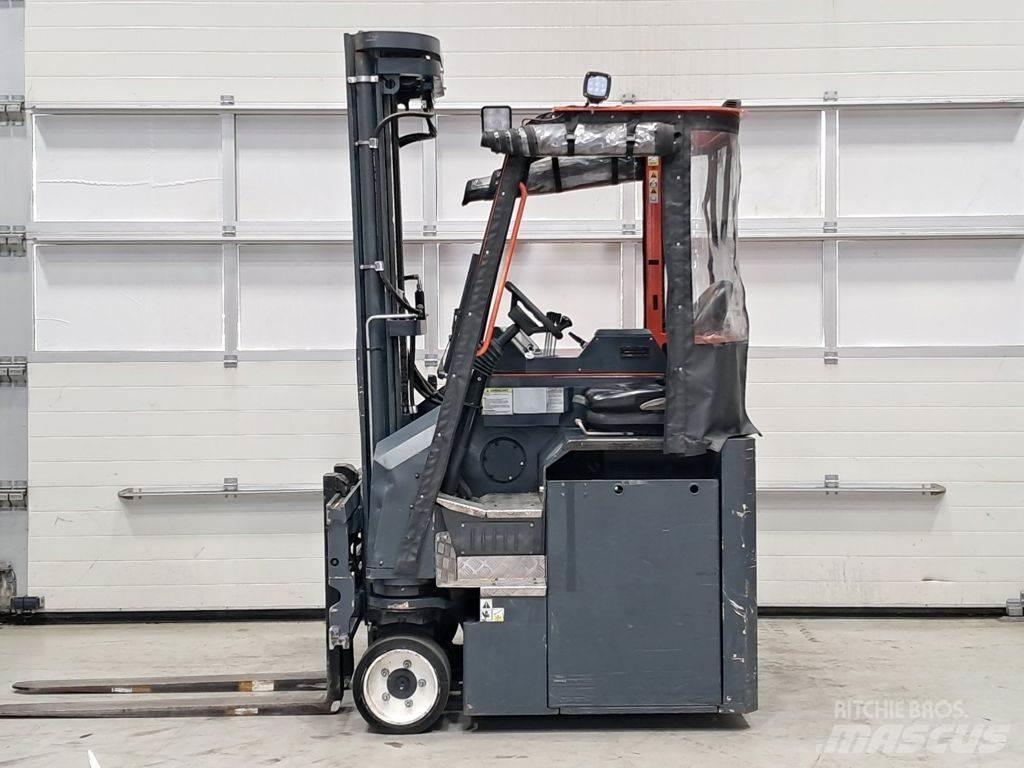 Combilift CBE2500 鏟裝機