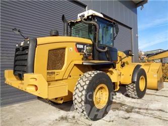 CAT 938M 輪胎式裝載機