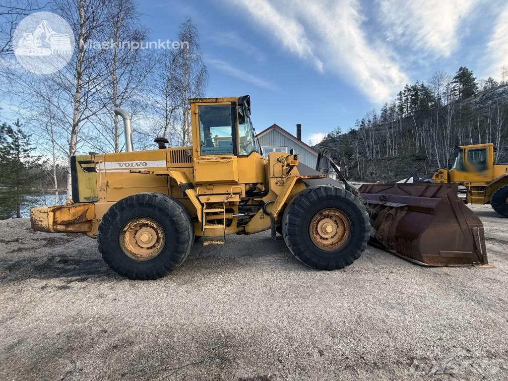 Volvo L 120 C 輪胎式裝載機