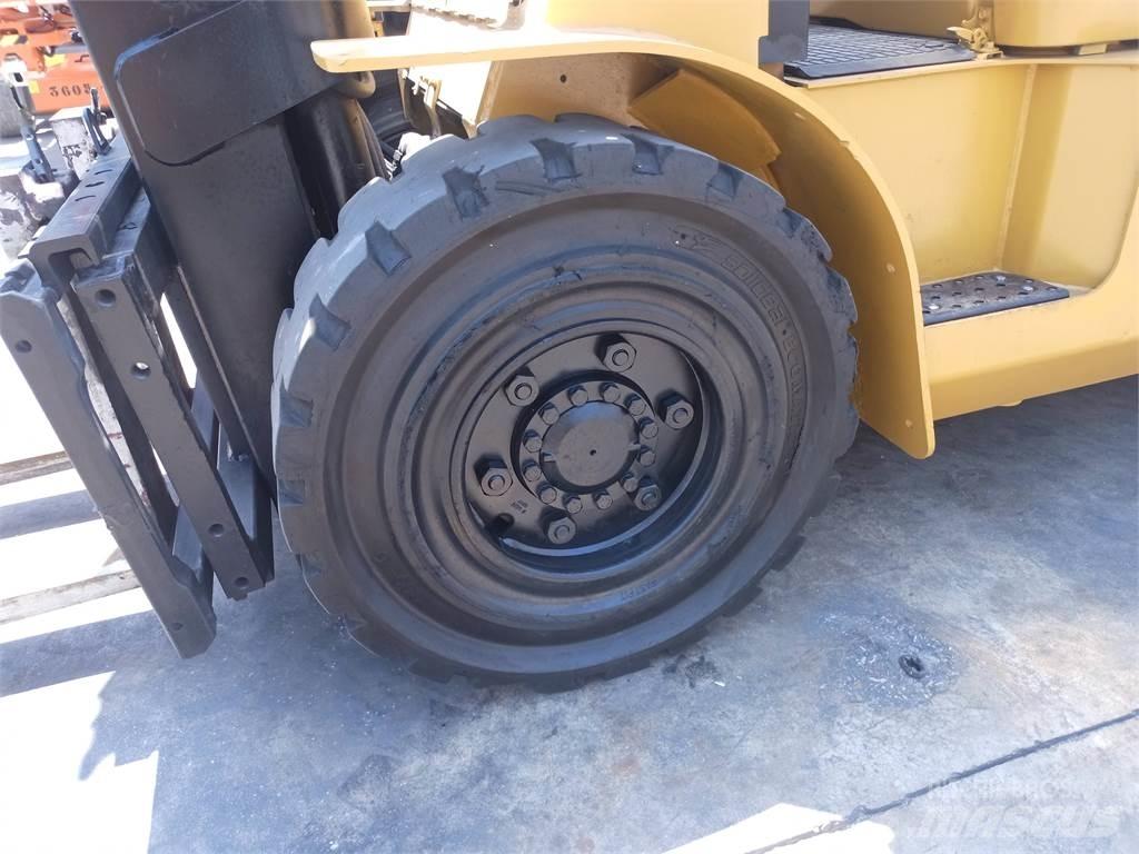 CAT DP45K 柴油卡車