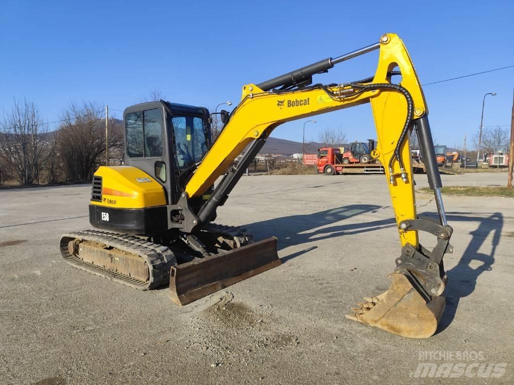 JCB 8085 中型挖土機/掘鑿機/挖掘機 7t-12t