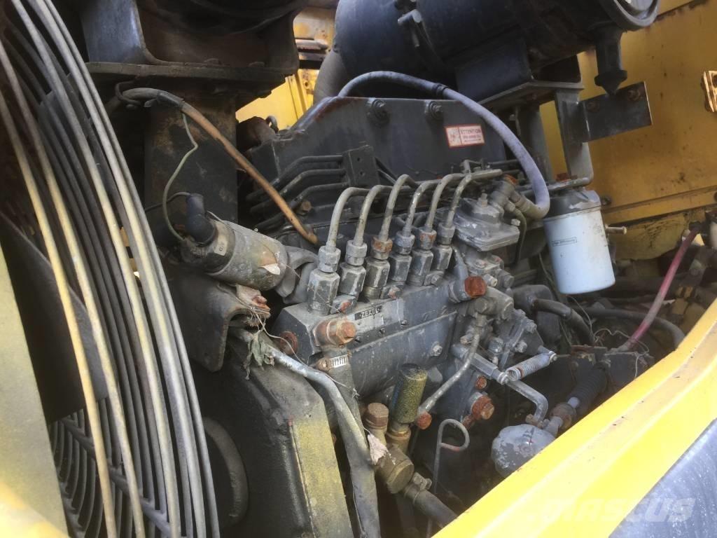 Komatsu WA 320-3 輪胎式裝載機