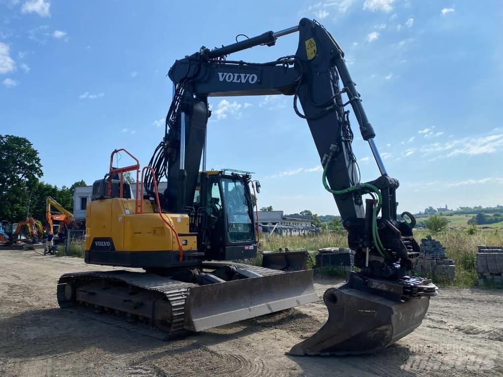 Volvo ECR 235 履帶式 挖土機/掘鑿機/挖掘機