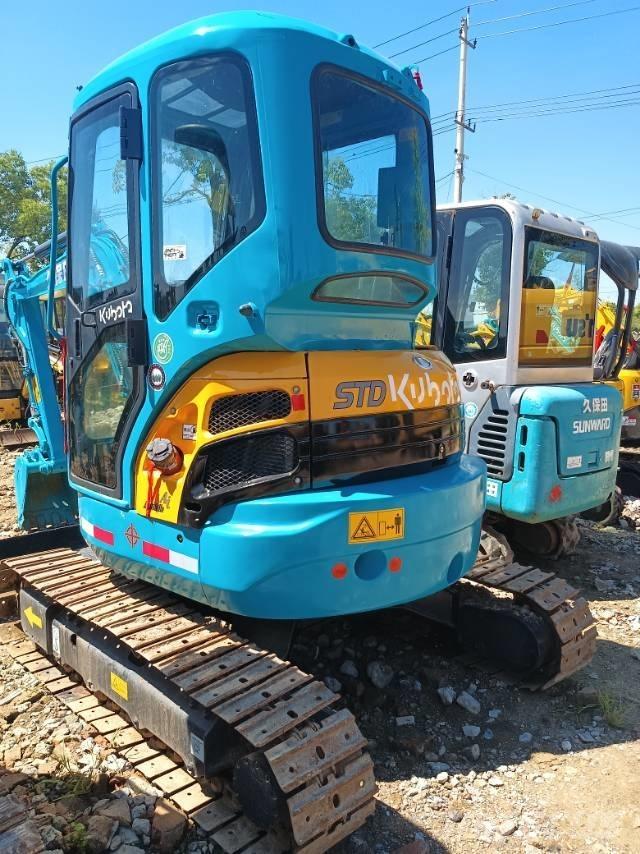 Kubota KX 135 小型挖土機/掘鑿機<7t(小型挖掘機)