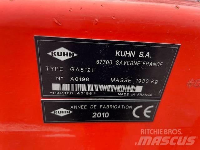 Kuhn GA 8121 堆草機