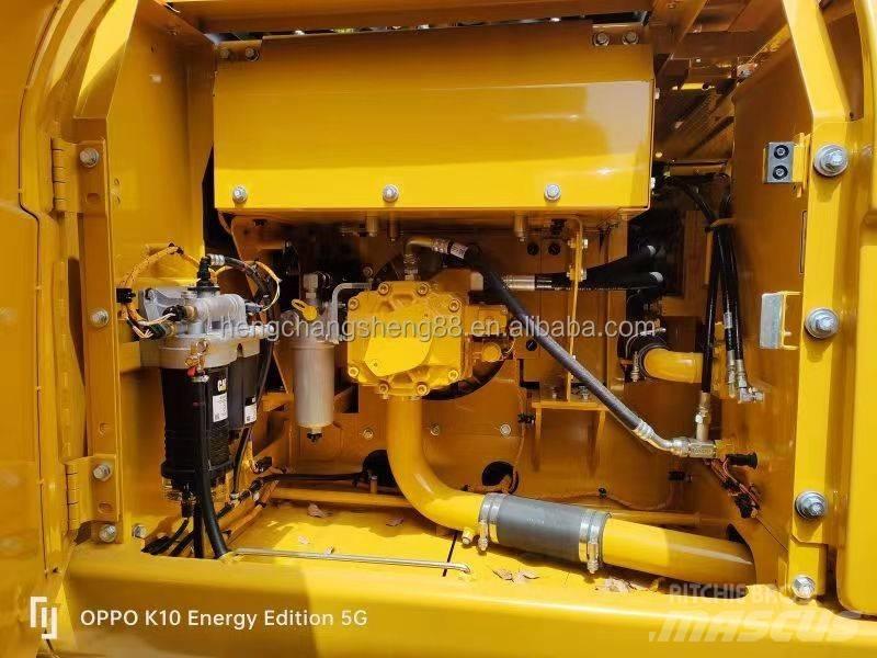 CAT CAT305.5E2 小型挖土機/掘鑿機<7t(小型挖掘機)