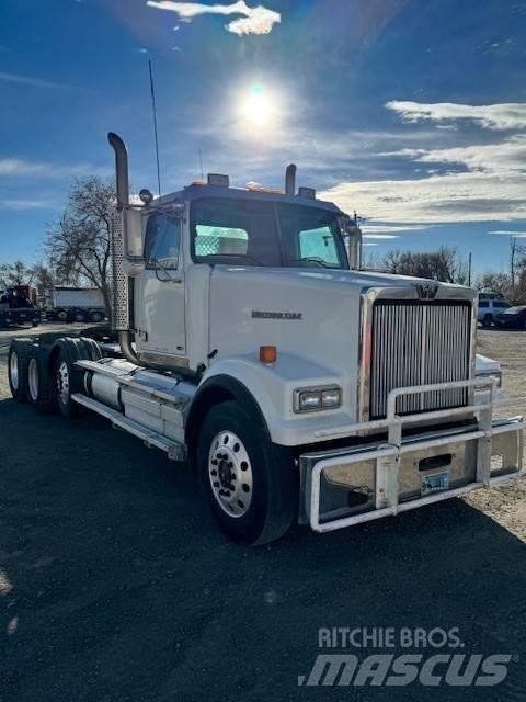 Western Star 4900 曳引機組件