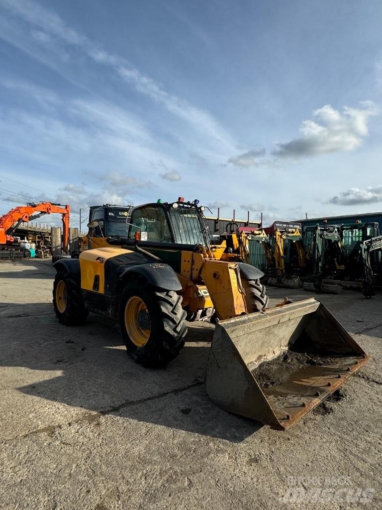 JCB 535-95 伸縮臂操作車