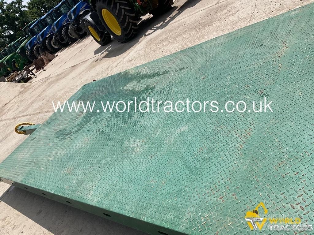 Bailey LOW LOADER 其他拖車