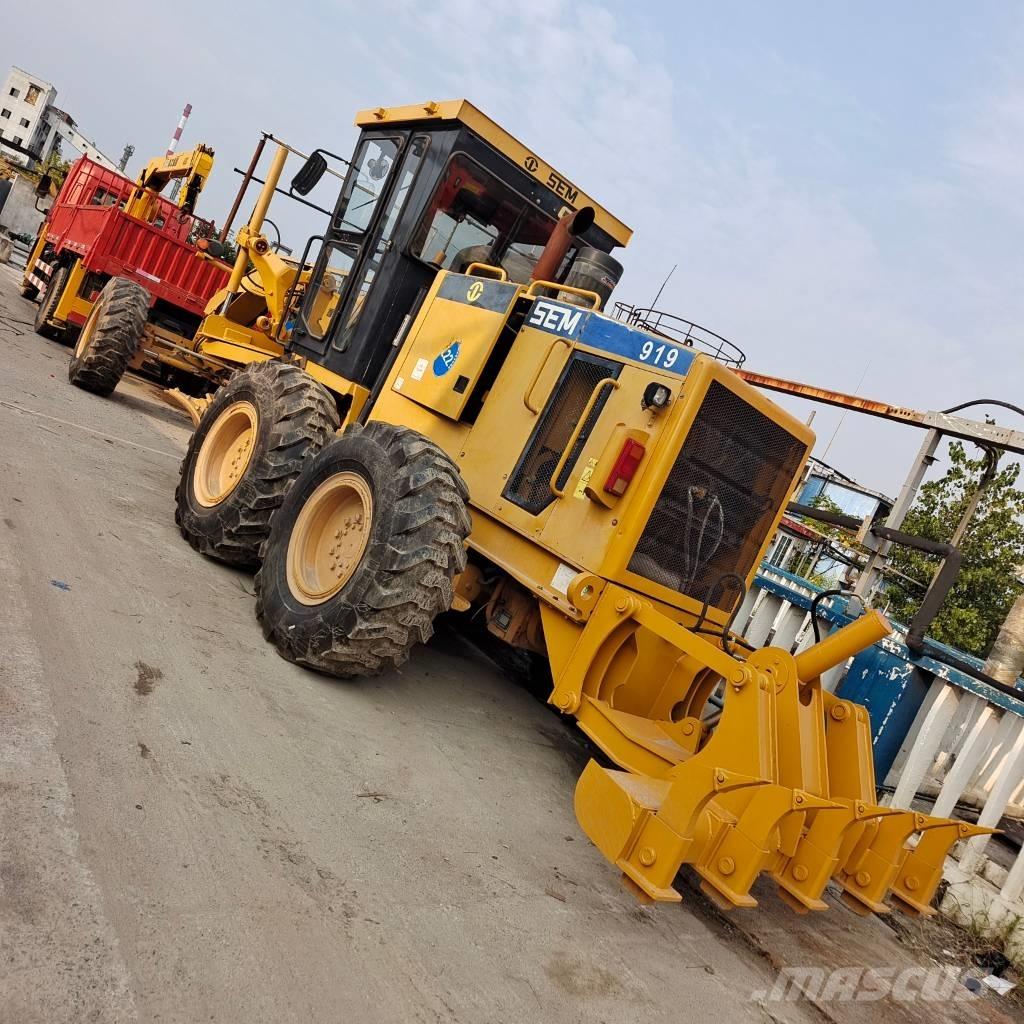 SEM 919 平土機