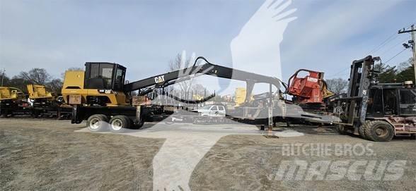 CAT 559D 鉗式裝載機