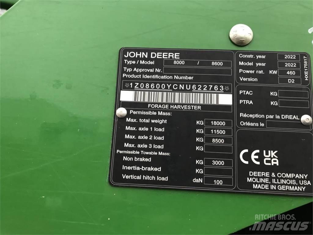 John Deere 8600 自走式飼料採集機