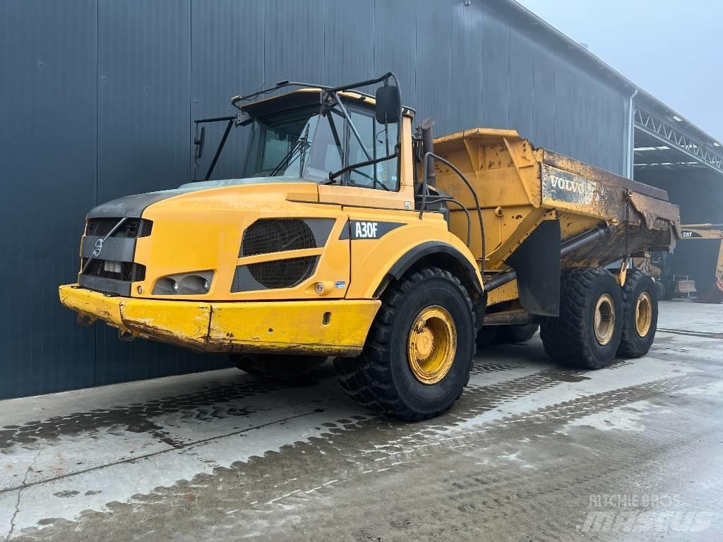 Volvo A30F 鉸接式起吊車
