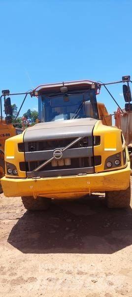 Volvo A 30 G 鉸接式起吊車