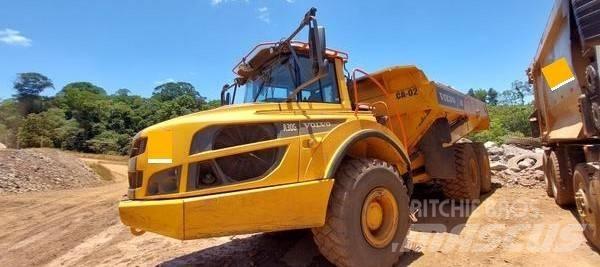 Volvo A 30 G 鉸接式起吊車
