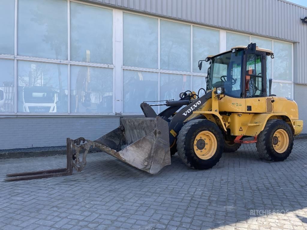 Volvo L 30 G     2018     CE 輪胎式裝載機