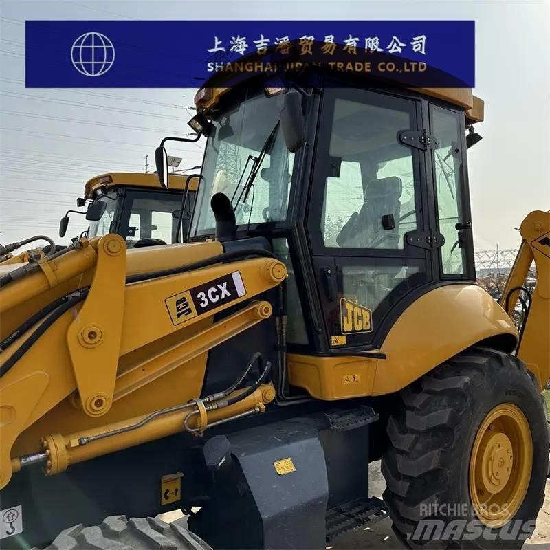 JCB 3 CX 輪胎式裝載機