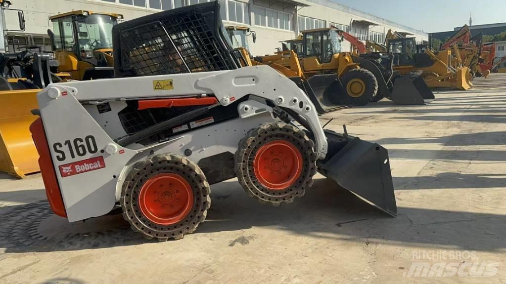 Bobcat S 160 滑移轉向裝載機
