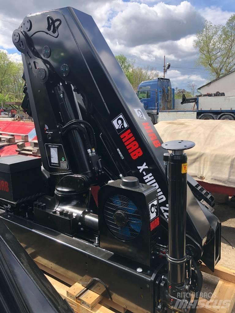 HIAB X-HiDuo 228 E-4 裝載起重機