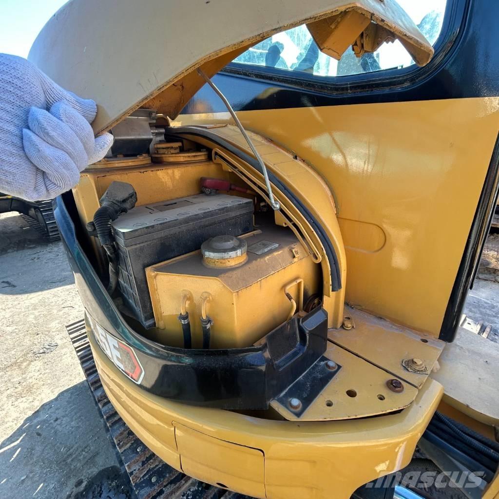 CAT 303.5 E 小型挖土機/掘鑿機<7t(小型挖掘機)