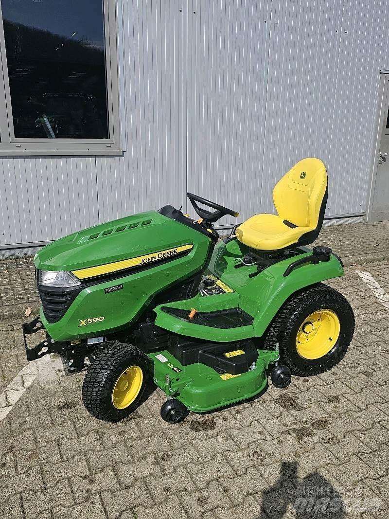 John Deere X590 割草劑