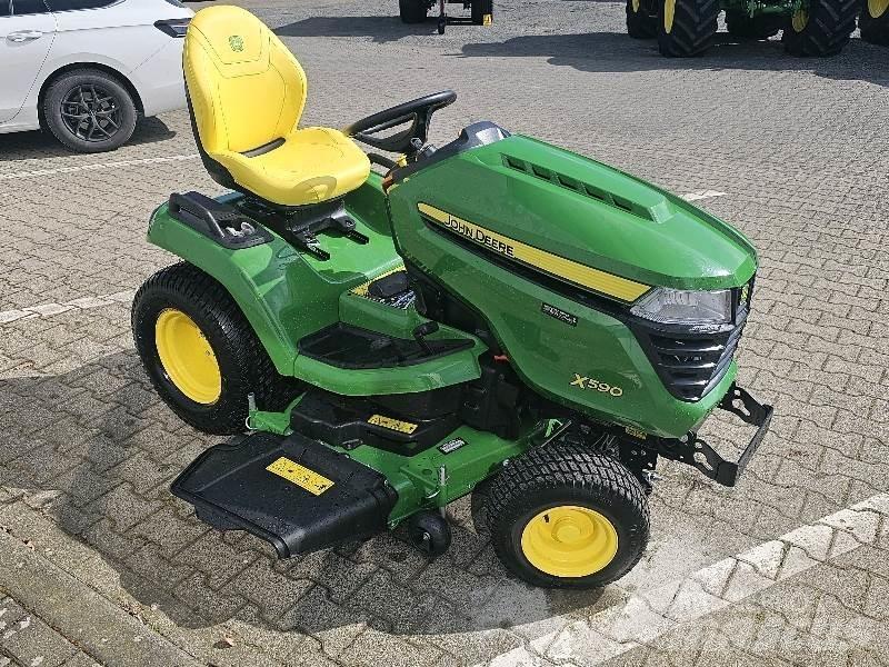 John Deere X590 割草劑