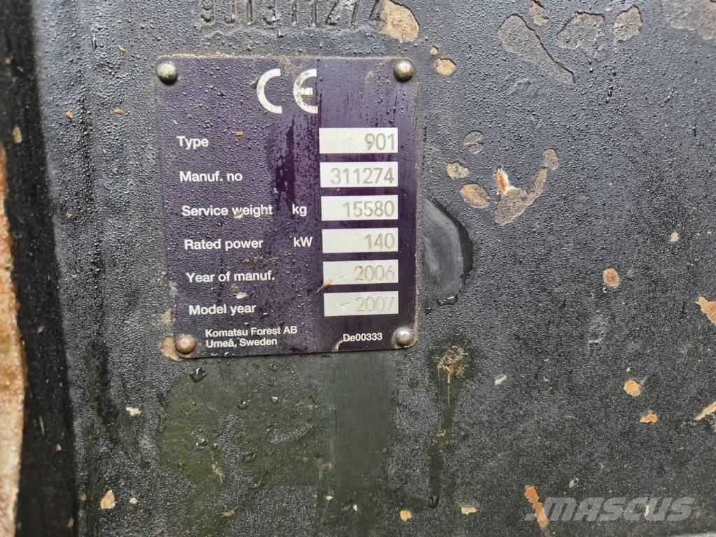 Valmet 901.3 收穫機