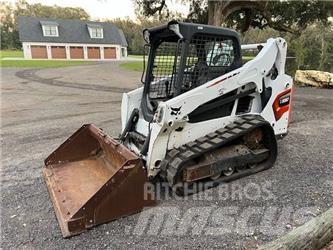 Bobcat T 590 滑移轉向裝載機