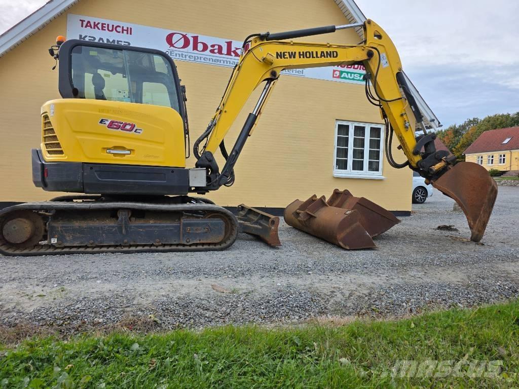 New Holland E60C 小型挖土機/掘鑿機<7t(小型挖掘機)