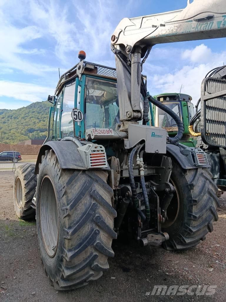 Pfanzelt Stufenlos 林業用曳引機