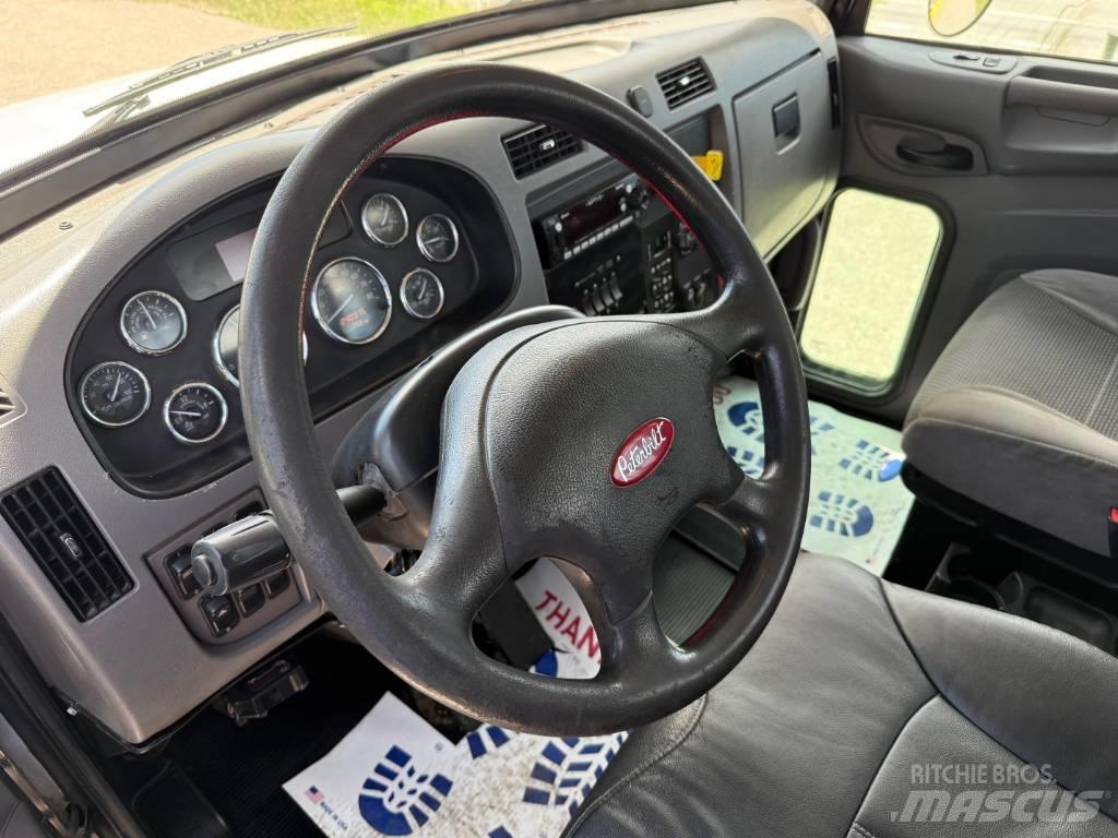 Peterbilt 348 救援車