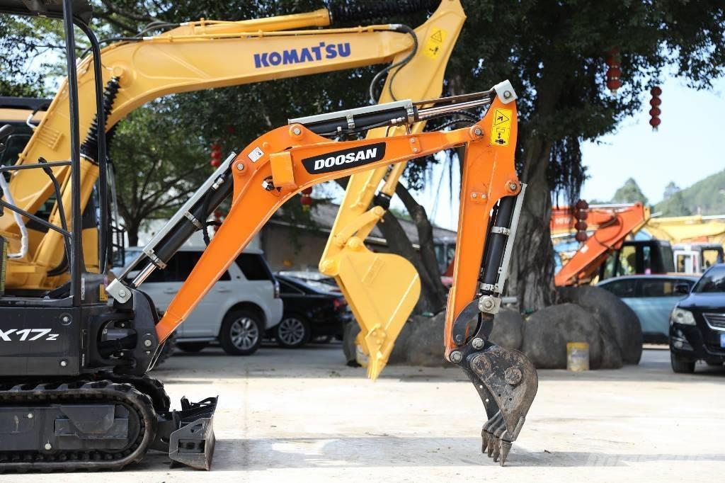 Doosan DX 17 履帶式 挖土機/掘鑿機/挖掘機