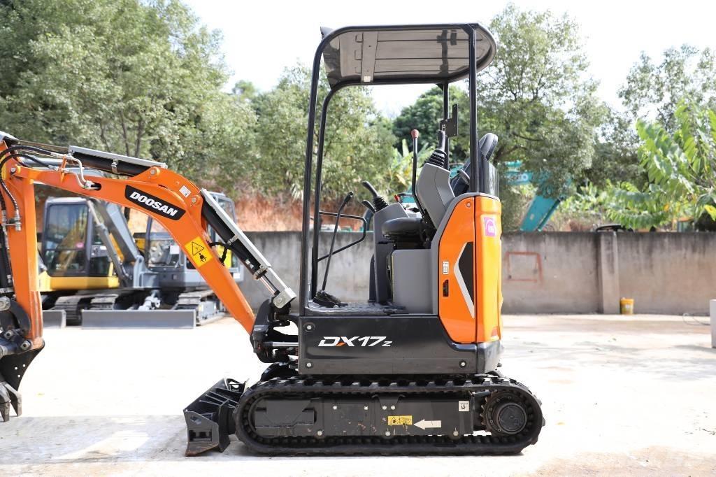 Doosan DX 17 履帶式 挖土機/掘鑿機/挖掘機
