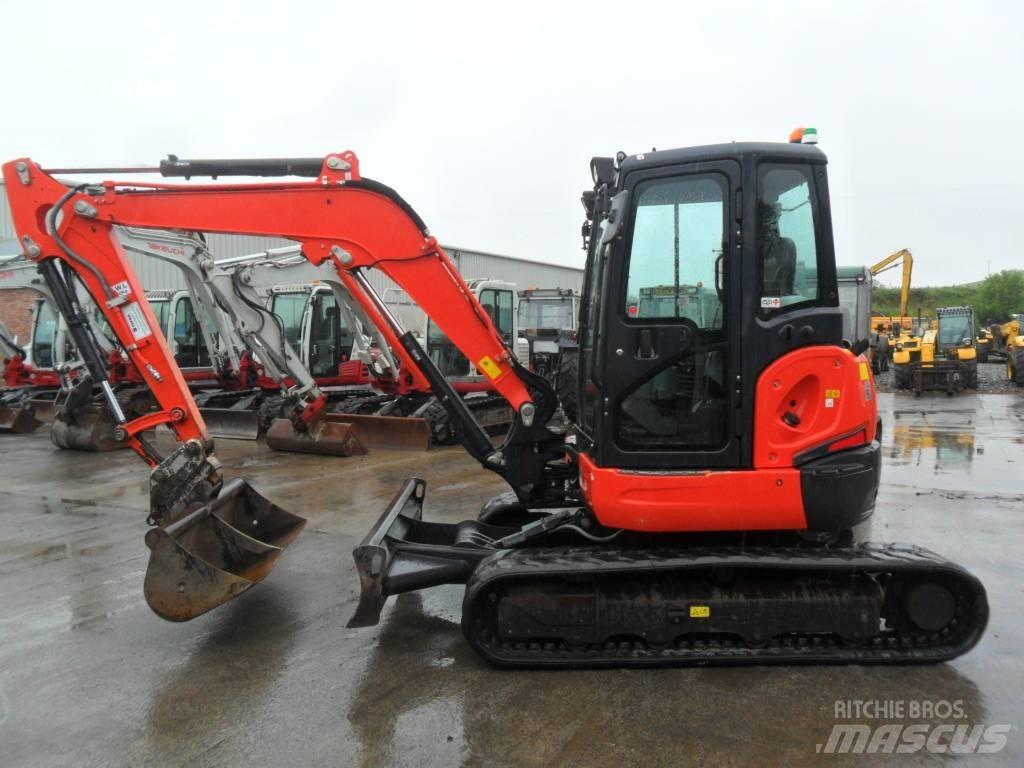 Kubota U 48-4 小型挖土機/掘鑿機<7t(小型挖掘機)